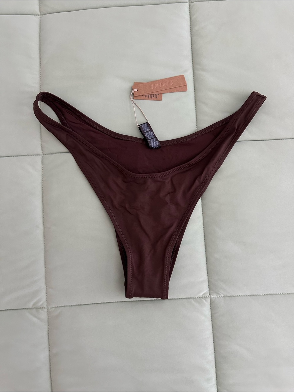 NWT Skims Cheeky Tanga Bikini Bottoms in Cocoa